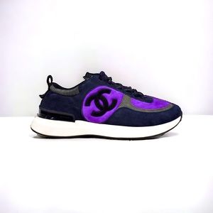 👟 🆕 Chanel 21K Purple Blue Suede Logo Lace Up Tie Flat Runner Trainer Sneaker